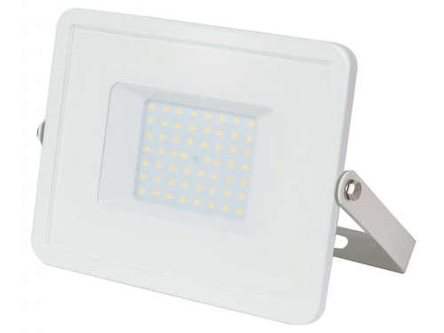 Výkonný bílý LED reflektor 50W
